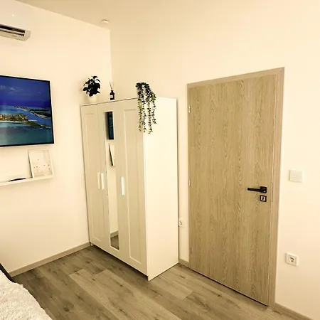 דירה Vibe S32 Apartman,ac,free Parking *