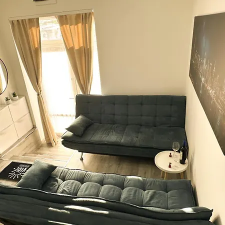 Vibe S32 Apartman * Szekesfehervar