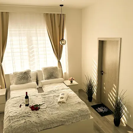 Vibe S32 Apartman Apartment *