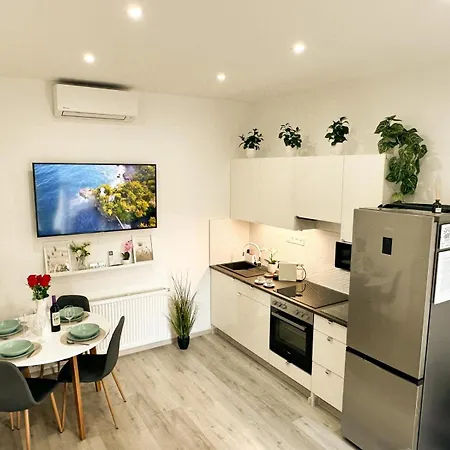 Vibe S32 Apartman,ac,free Parking Lejlighed