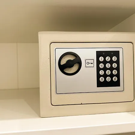 Vibe S32 Apartman,ac,free Parking Апартаменты