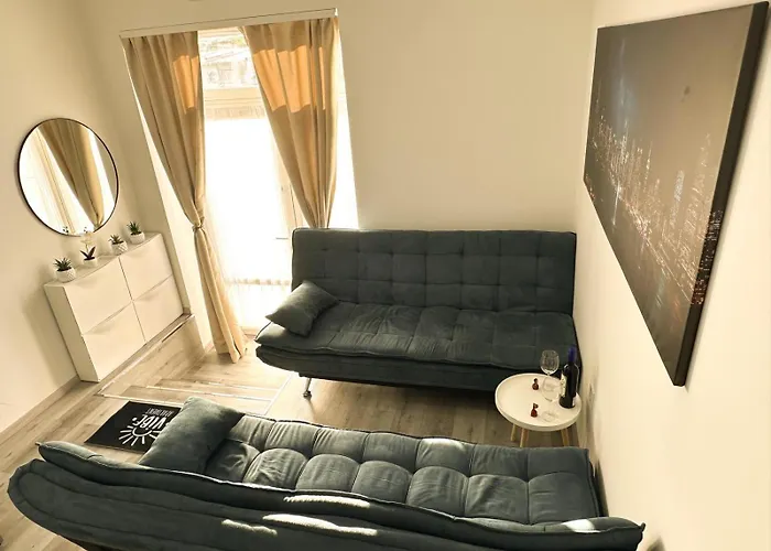 Vibe S32 Apartman,ac,free Parking * Székesfehérvár