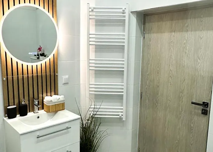 Vibe S32 Apartman,ac,free Parking Székesfehérvár