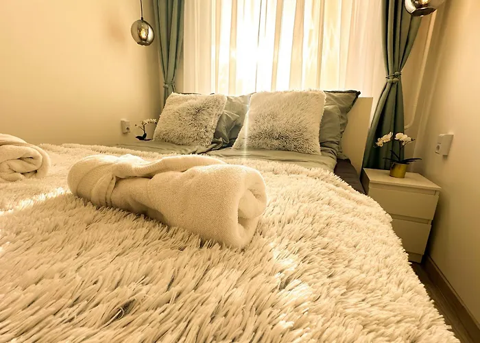 Vibe S32 Apartman,ac,free Parking Διαμέρισμα Székesfehérvár